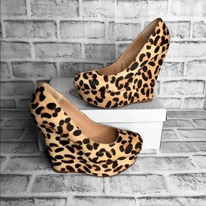Steve Madden “Pammy” Leopard Platform. 7.5